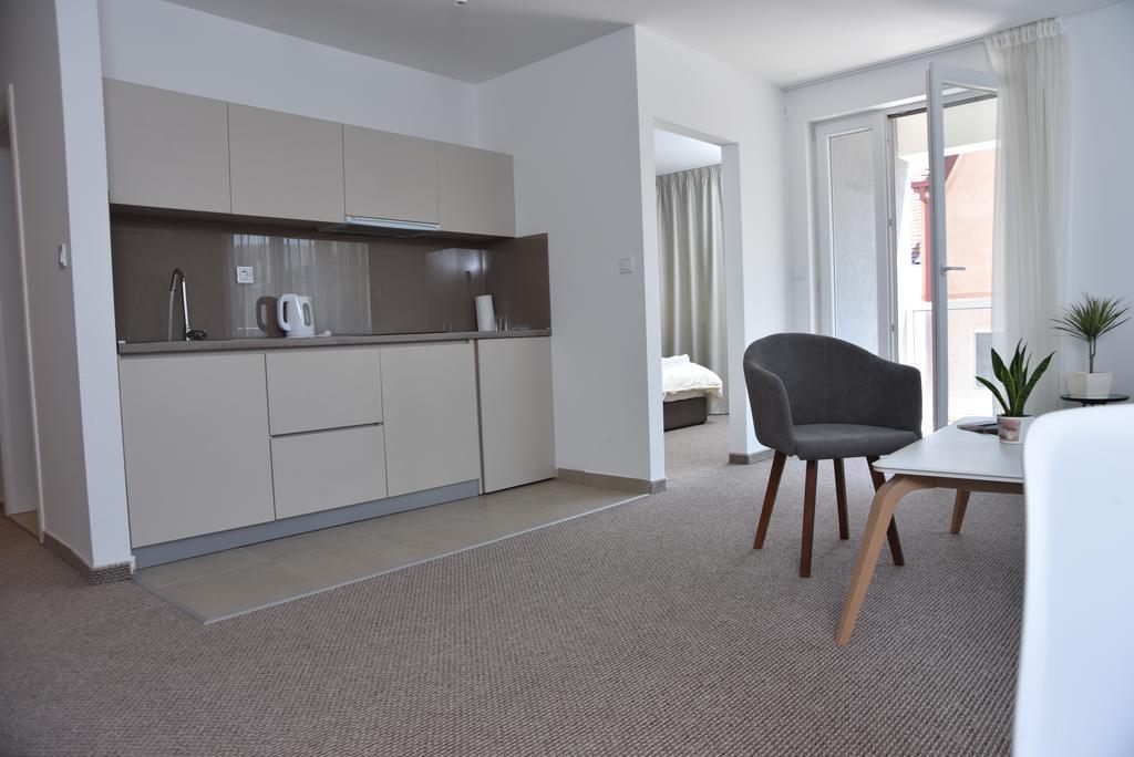 Kozle City Apartments Σκόπια Δωμάτιο φωτογραφία
