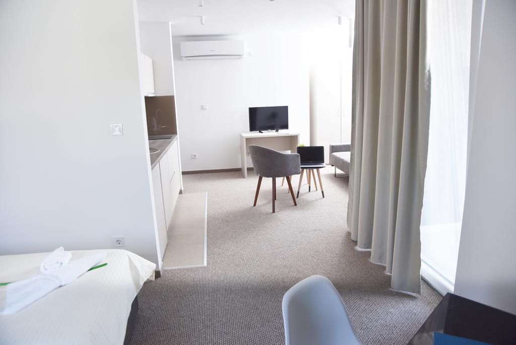 Kozle City Apartments Σκόπια Δωμάτιο φωτογραφία
