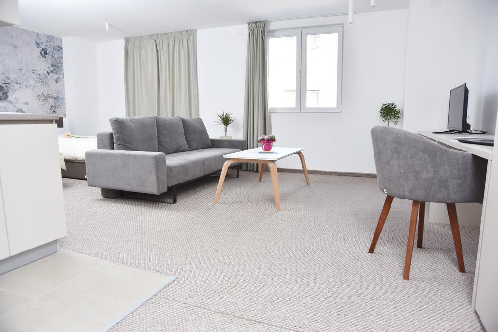 Kozle City Apartments Σκόπια Δωμάτιο φωτογραφία