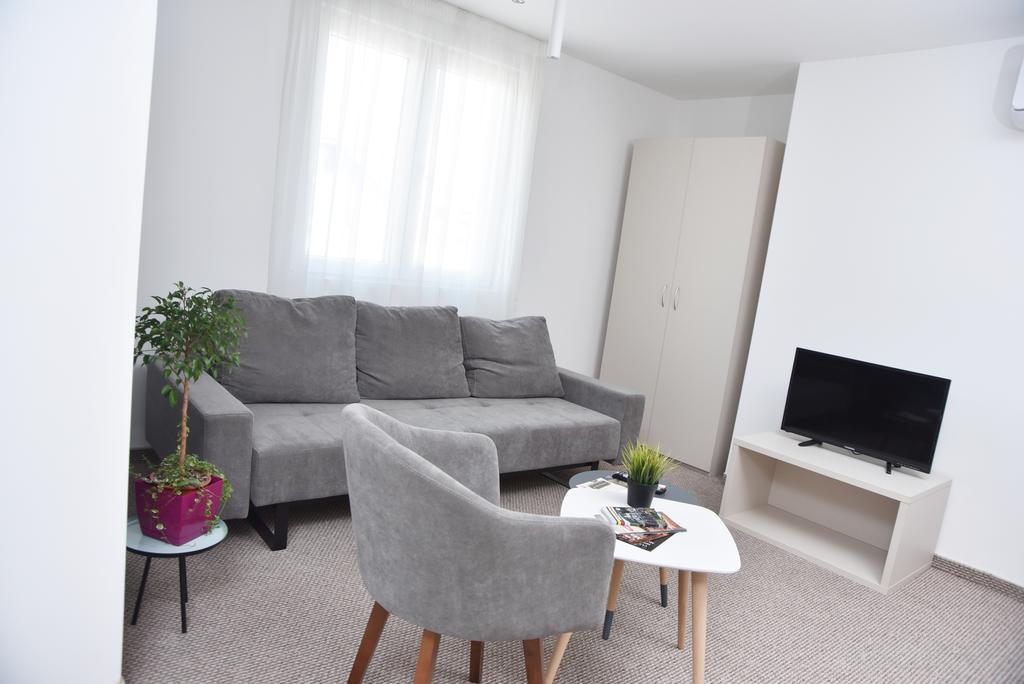 Kozle City Apartments Σκόπια Δωμάτιο φωτογραφία