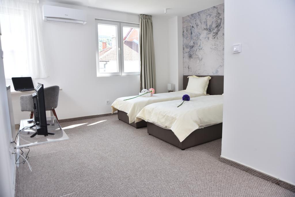Kozle City Apartments Σκόπια Δωμάτιο φωτογραφία