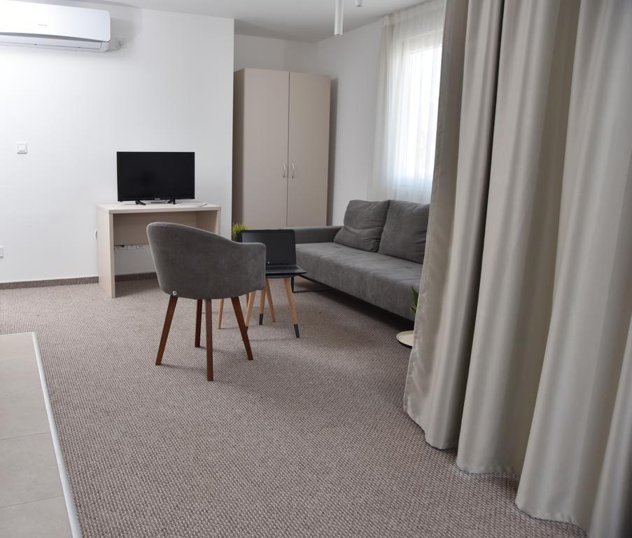 Kozle City Apartments Σκόπια Δωμάτιο φωτογραφία