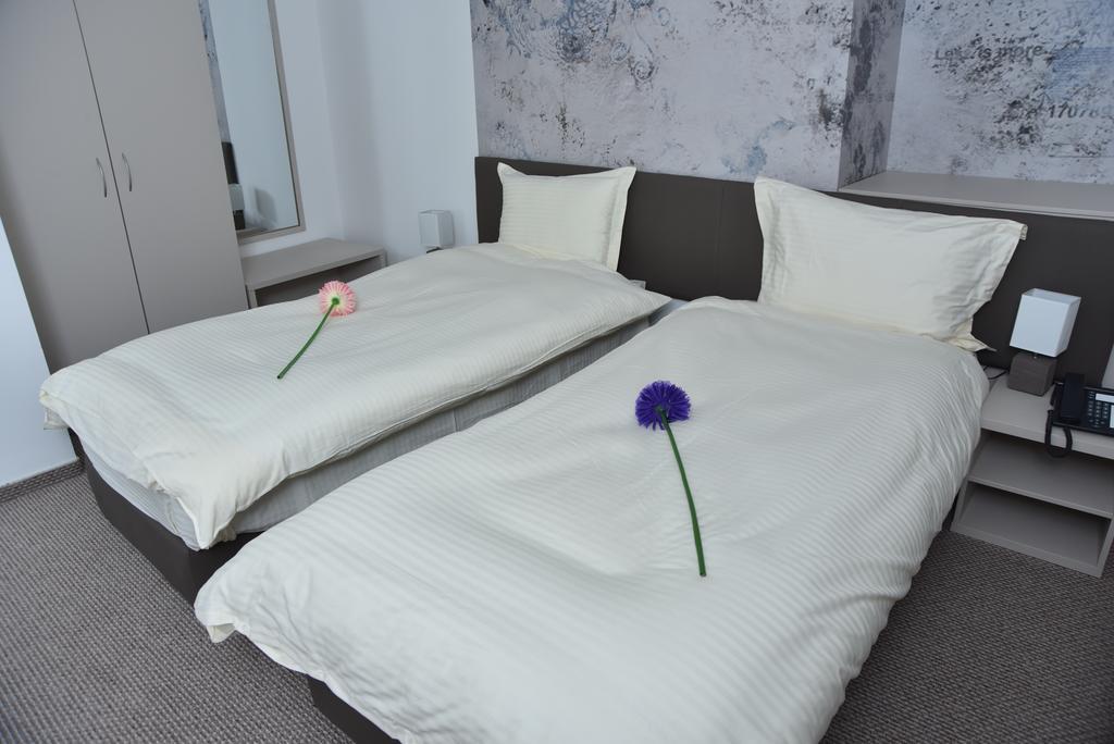 Kozle City Apartments Σκόπια Δωμάτιο φωτογραφία