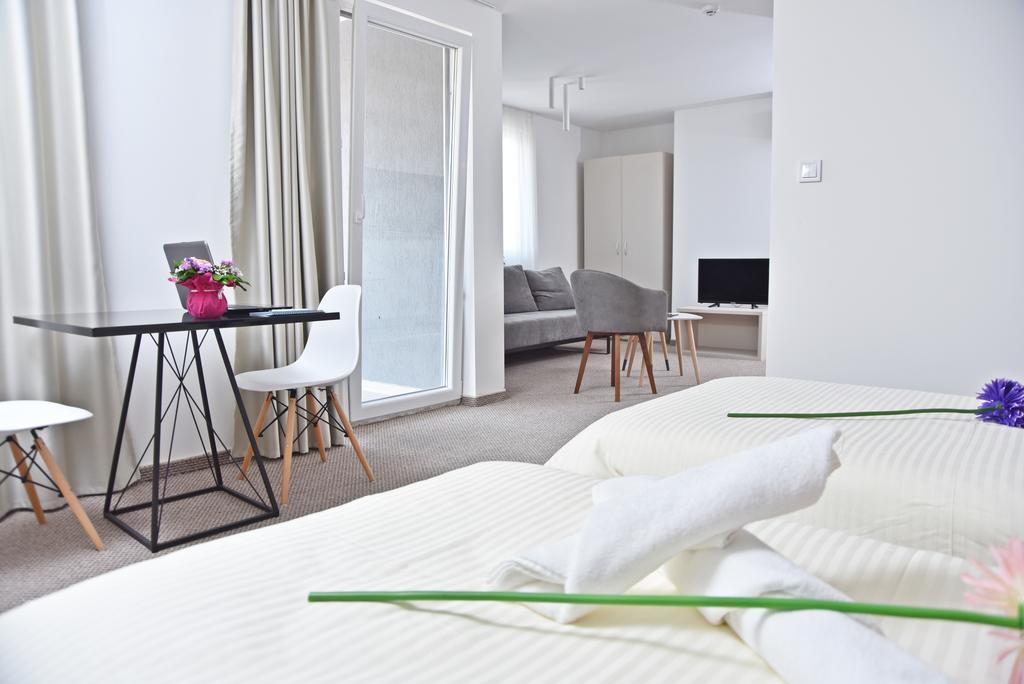 Kozle City Apartments Σκόπια Δωμάτιο φωτογραφία