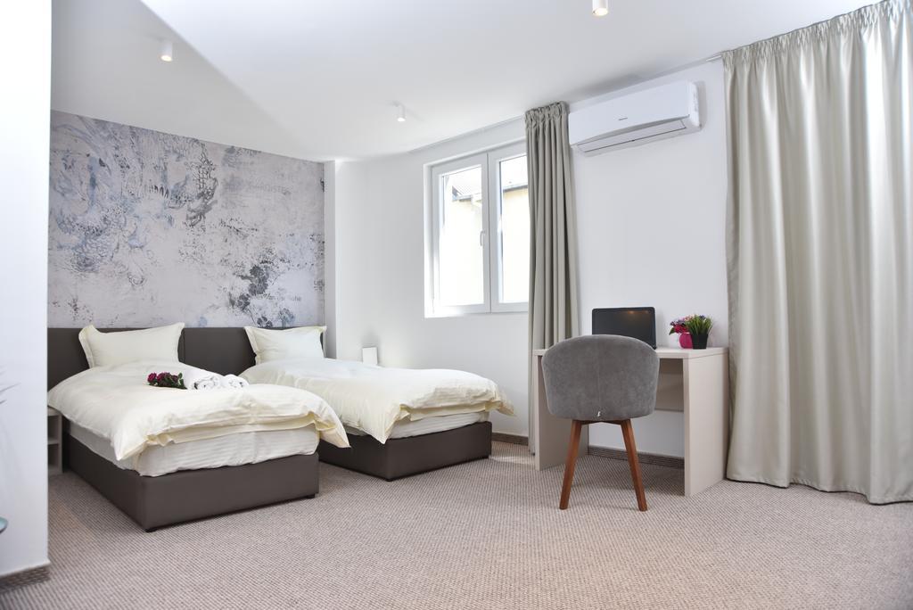 Kozle City Apartments Σκόπια Δωμάτιο φωτογραφία